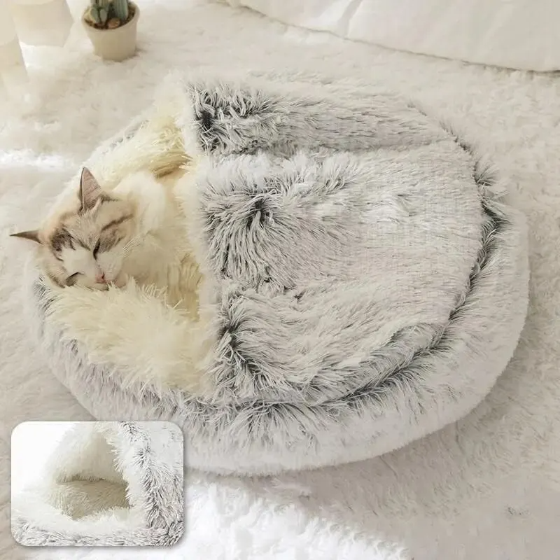 Il Letto Caverna 2-in-1 per Gatti è la scelta ideale per i tuoi amici felini. Questo design intelligente offre una copertura semi-chiusa, garantendo un senso di protezione e comfort. 