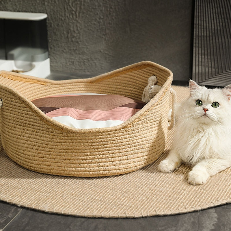 Country Kennel: The Perfect Nest for Your Kitty